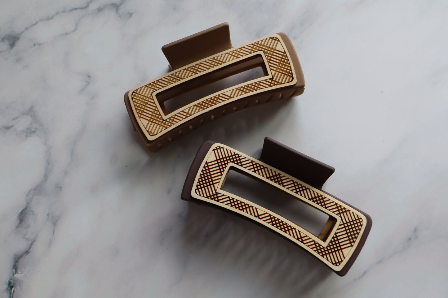 Geometric Grid Large Claw Clip