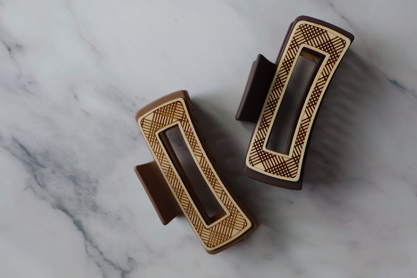 Geometric Grid Large Claw Clip